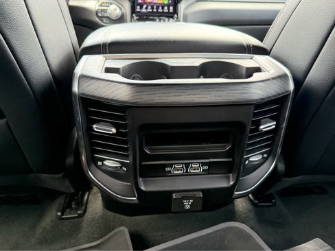Used 2023 RAM 1500 Laramie AWD/4WD image 25