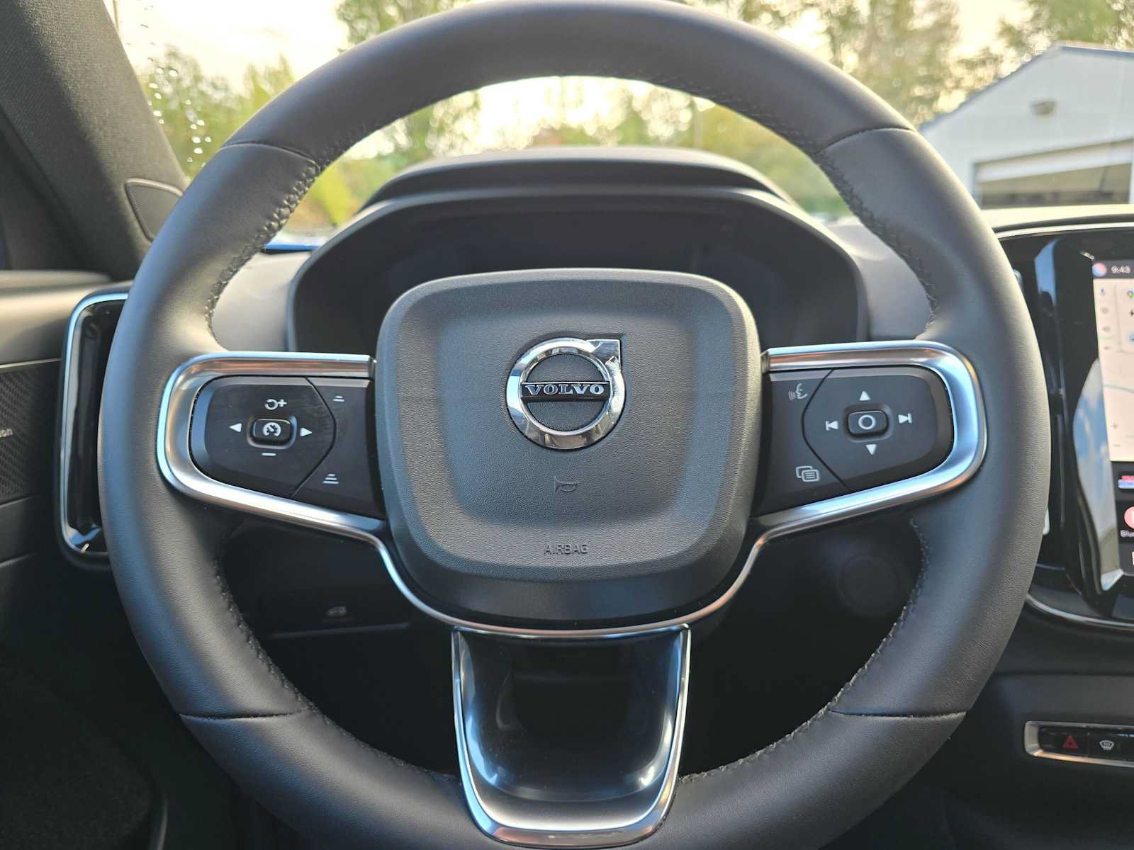 Certified 2024 Volvo XC40 Recharge Ultimate w/ Protection Package Premier AWD/4WD image 25
