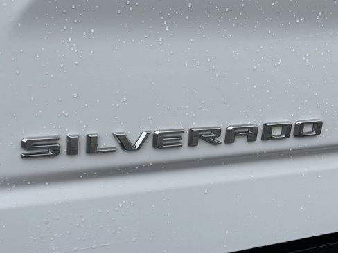 Used 2021 Chevrolet Silverado 1500 LT w/ Work Truck Package AWD/4WD image 7