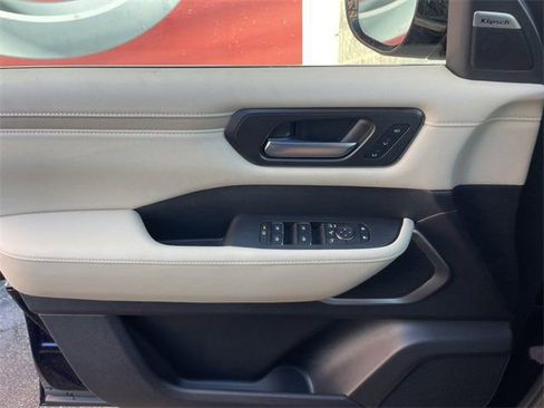 New 2025 Nissan Armada Platinum Reserve AWD/4WD image 22