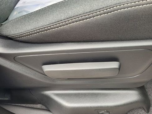 New 2026 RAM 1500 Big Horn AWD/4WD image 18