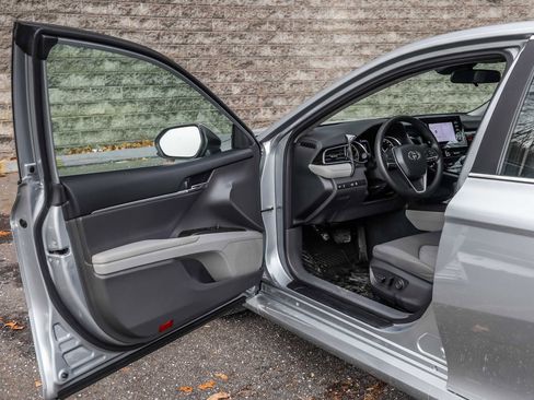 Certified 2023 Toyota Camry LE image 23