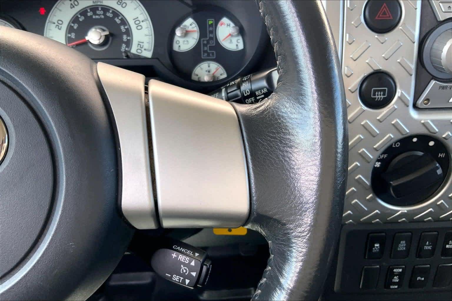 Used 2010 Toyota FJ Cruiser 4WD w/ Upgrade Pkg 2 image 25