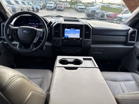 Used 2019 Ford F250 XL w/ STX Appearance Package image 6
