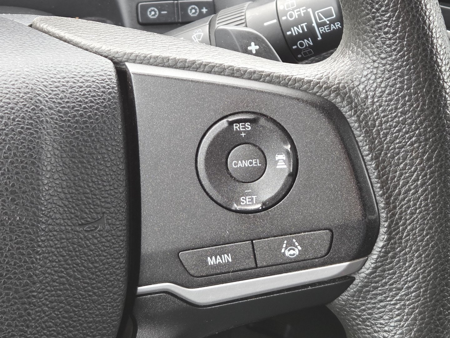 Used 2022 Honda Pilot Sport image 8