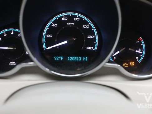 Used 2010 Chevrolet Malibu LT FWD image 8