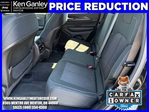 Used 2023 Jeep Grand Cherokee Laredo w/ Luxury Tech Group I AWD/4WD image 20