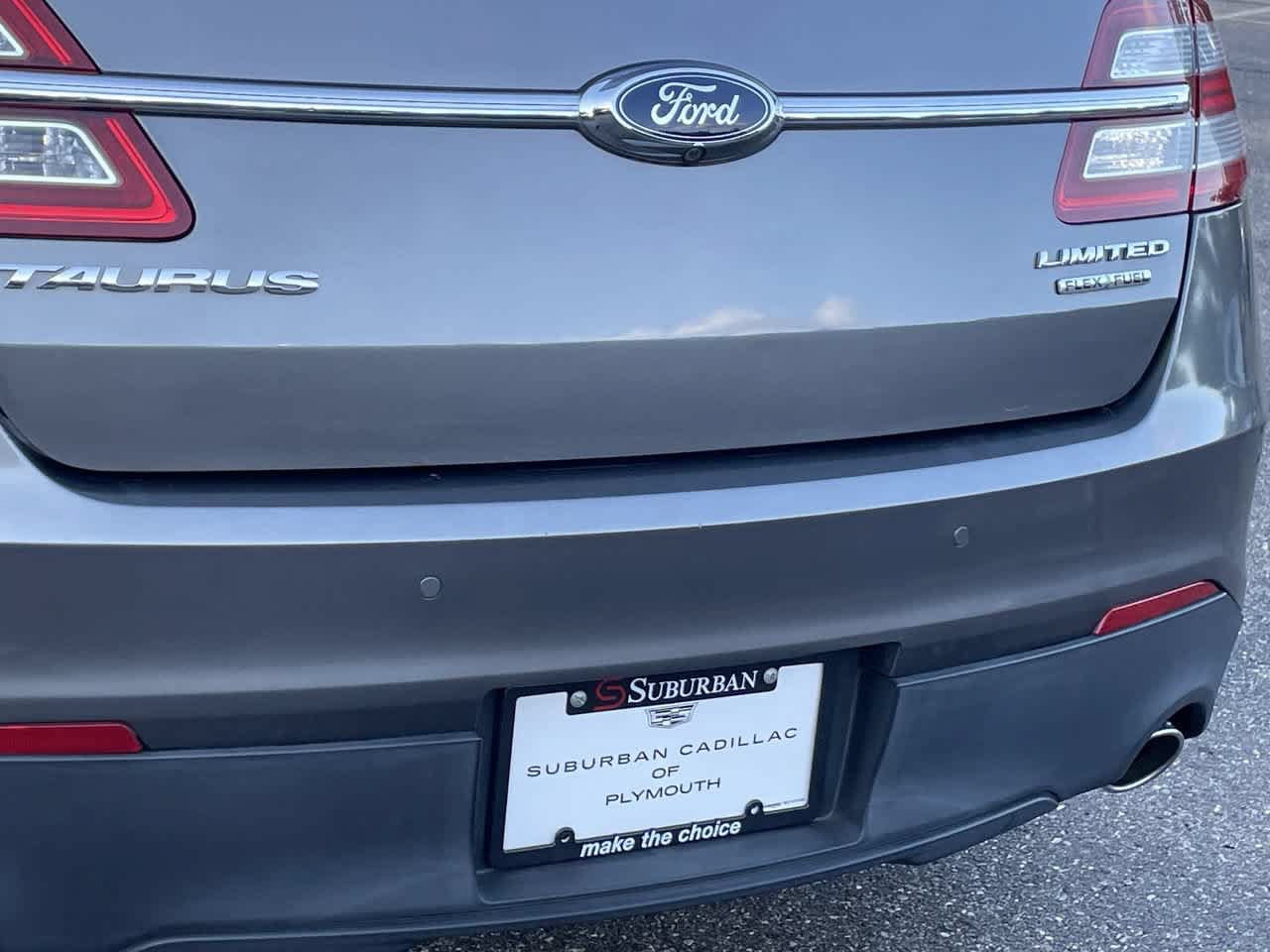 Used 2013 Ford Taurus Limited FWD image 36