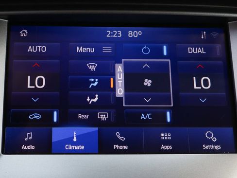 Used 2020 Ford Ranger XLT w/ Equipment Group 302A Luxury AWD/4WD image 37