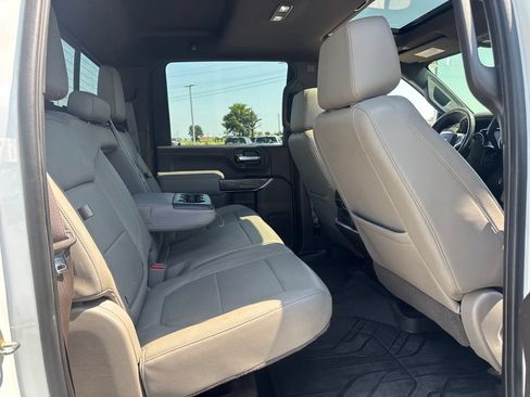 Used 2022 Chevrolet Silverado 2500 LTZ w/ Z71 Chrome Sport Edition AWD/4WD image 14