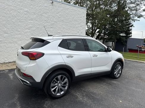 Used 2023 Buick Encore GX Essence w/ Experience Buick Package AWD/4WD image 5