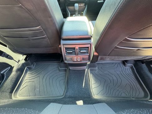 Used 2025 Subaru Forester Premium image 28