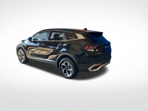 Used 2025 Kia Sportage LX image 19