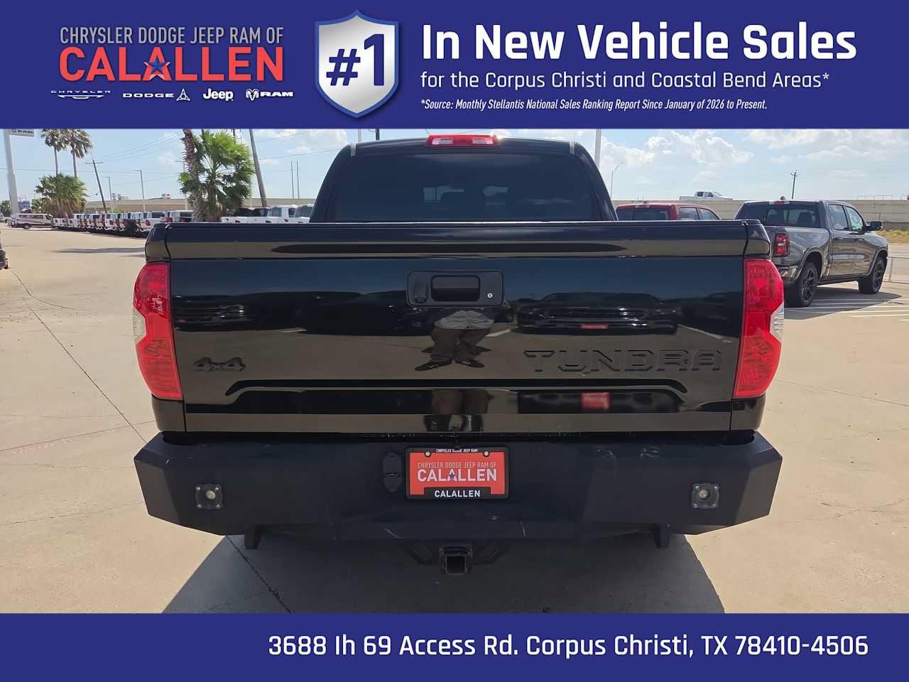Used 2018 Toyota Tundra SR5 w/ SR5 Upgrade Package AWD/4WD image 13