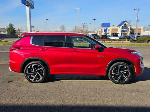 Used 2024 Mitsubishi Outlander SEL image 4