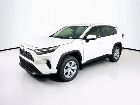Used 2025 Toyota RAV4 LE image 3