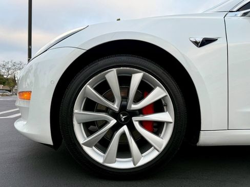 Used 2020 Tesla Model 3 Standard Range Plus RWD image 7