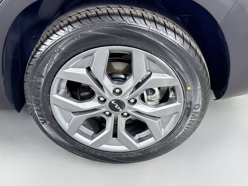 Used 2024 Kia Seltos S AWD/4WD image 31