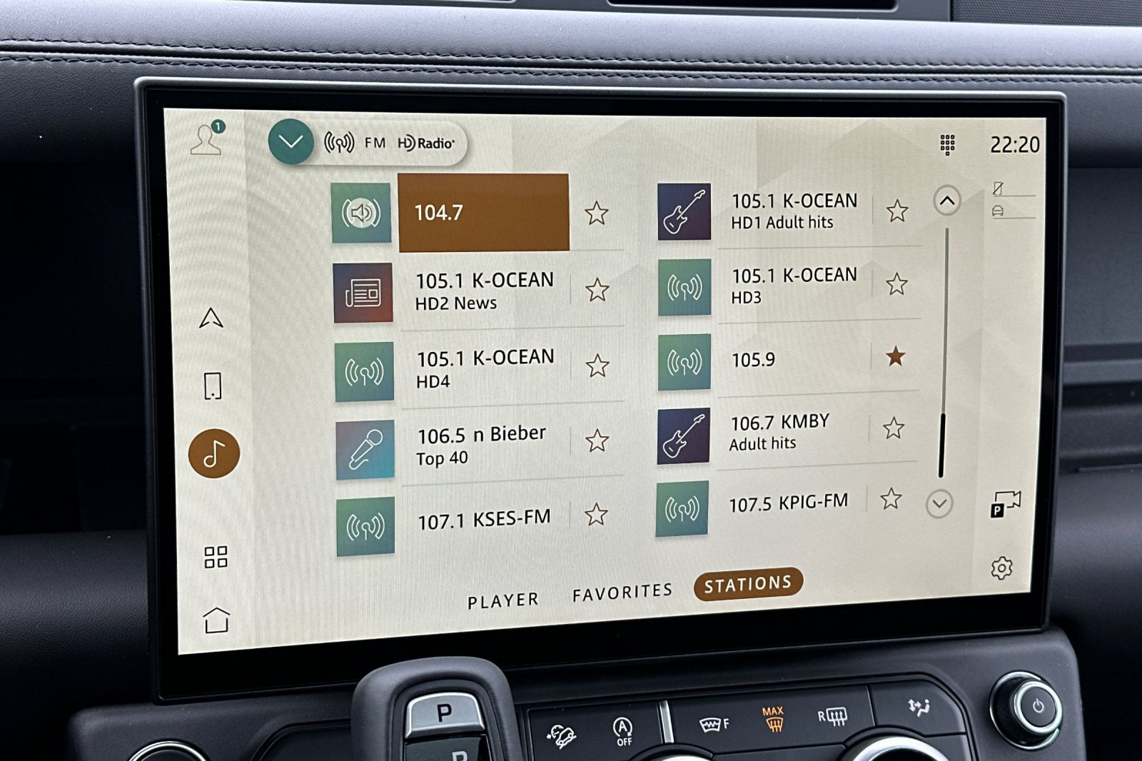 New 2026 Land Rover Defender 110 X-Dynamic SE AWD/4WD image 18