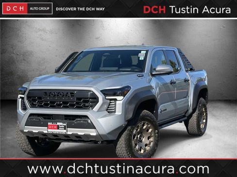 Used 2024 Toyota Tacoma 4x4 Double Cab Hybrid image 1