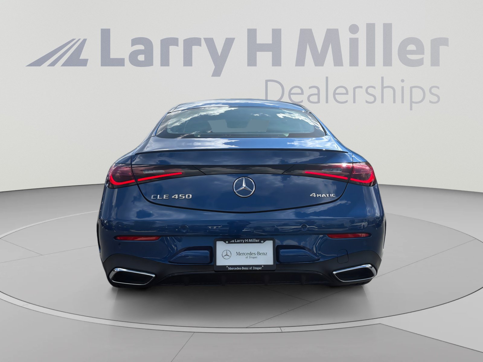 New 2026 Mercedes-Benz CLE 450 4MATIC Coupe image 4
