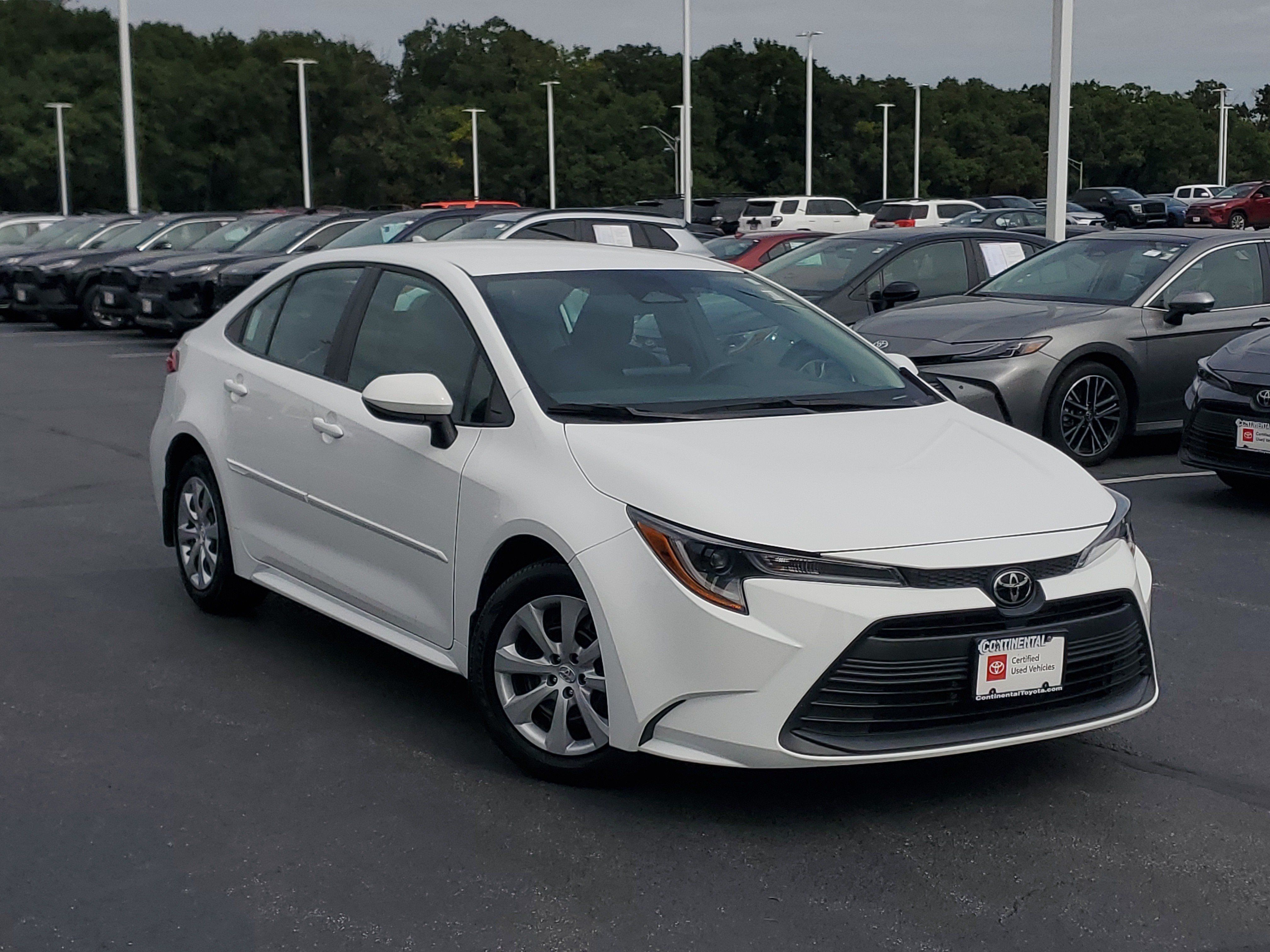Certified 2024 Toyota Corolla LE FWD image 32
