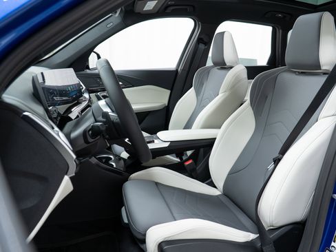 New 2026 BMW X1 xDrive28i w/ Technology Package image 13