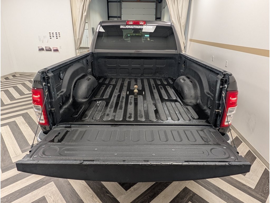 Used 2021 RAM 3500 Big Horn w/ Level 1 Equipment Group AWD/4WD image 25