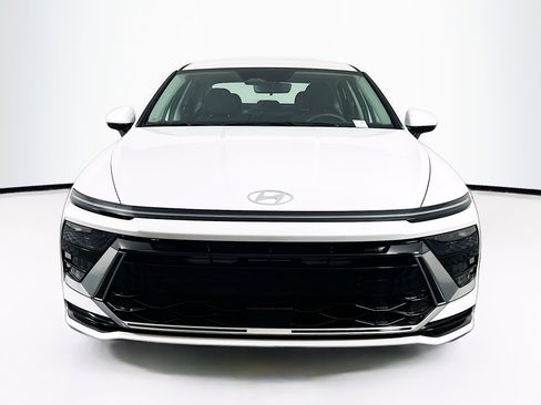 Used 2025 Hyundai Sonata SEL image 2