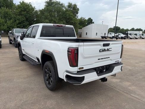 New 2026 GMC Sierra 2500 AT4 w/ LPO, Black Badging Package AWD/4WD image 4