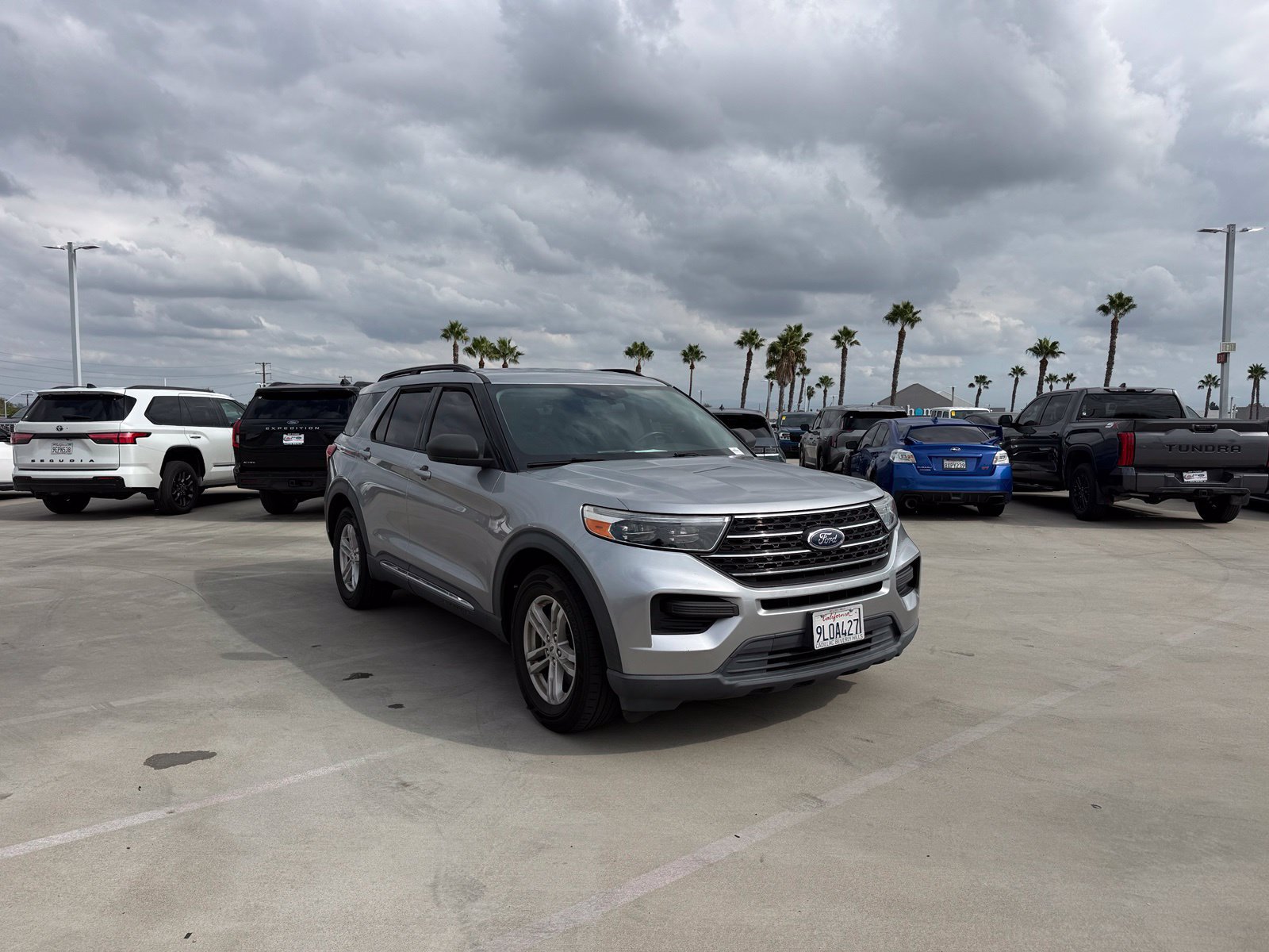 Used 2021 Ford Explorer XLT RWD image 4