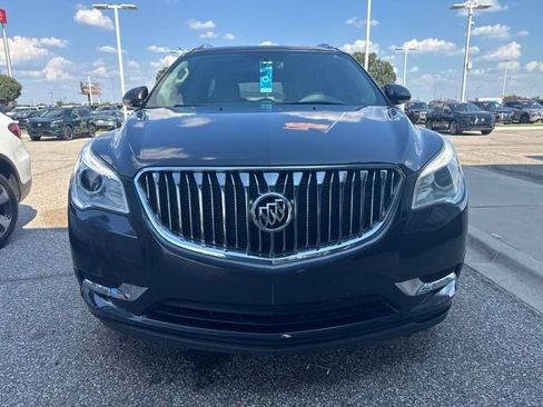Used 2017 Buick Enclave Leather FWD image 2