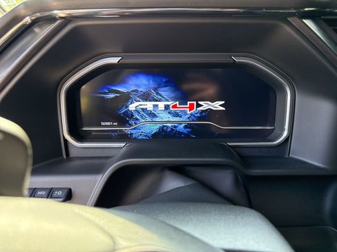 Used 2023 GMC Sierra 1500 AT4X image 10