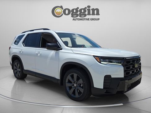 New 2026 Honda Pilot Sport image 7
