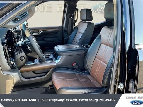 Used 2023 Chevrolet Silverado 1500 High Country w/ High Country Premium Package image 19