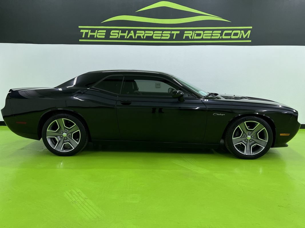 Used 2012 Dodge Challenger R/T RWD image 10
