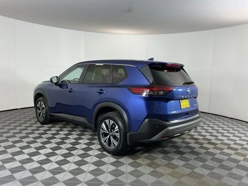 Used 2023 Nissan Rogue SV image 7