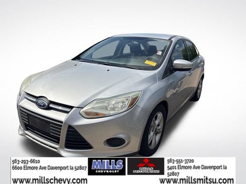 Used 2014 Ford Focus SE FWD image 1