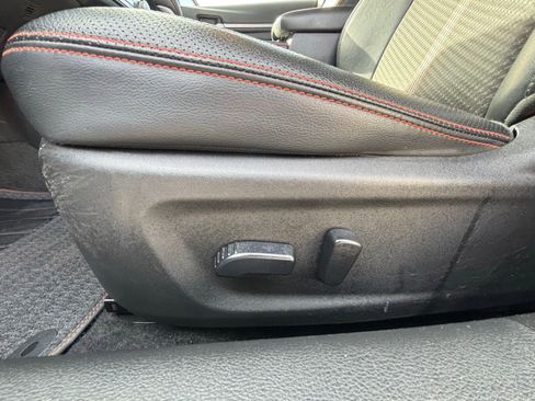 Used 2024 Nissan Altima 2.5 SR FWD image 12