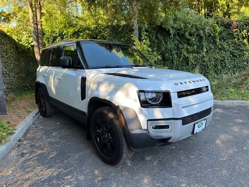 New 2025 Land Rover Defender 110 S image 3