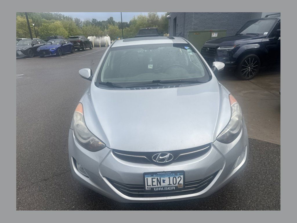 Used 2012 Hyundai Elantra Limited FWD image 1