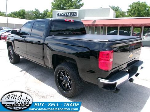 Used 2018 Chevrolet Silverado 1500 LT w/ LT Eassist Package RWD image 3