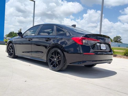 Used 2024 Honda Civic Sport image 6