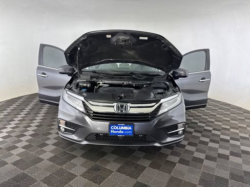 Used 2018 Honda Odyssey Touring image 12