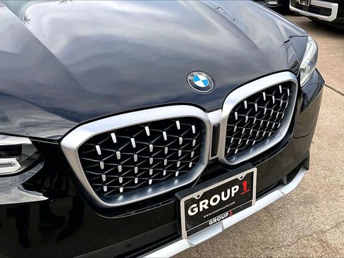 Used 2023 BMW X4 xDrive30i w/ Premium Package image 30