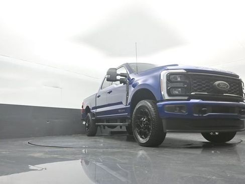 New 2026 Ford F250 4x4 Crew Cab Super Duty image 34