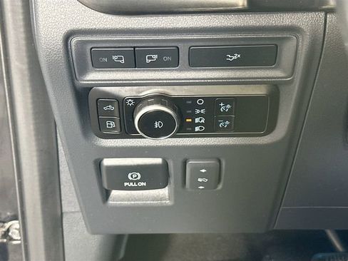 Used 2023 Ford F150 Lariat w/ Equipment Group 502A High AWD/4WD image 25