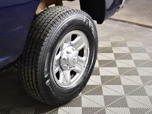 Used 2016 RAM 2500 Tradesman w/ Chrome Appearance Group image 35