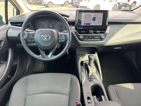 Used 2024 Toyota Corolla LE FWD image 20