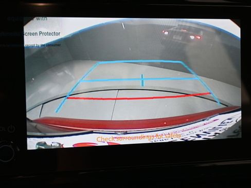 Used 2025 Toyota Corolla LE FWD image 34